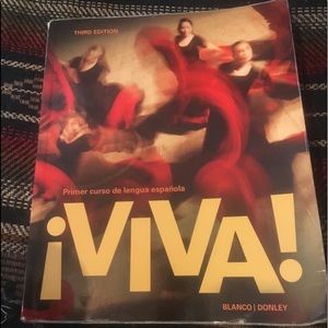 VIVA! COLLEGE TEXTBOOK.
